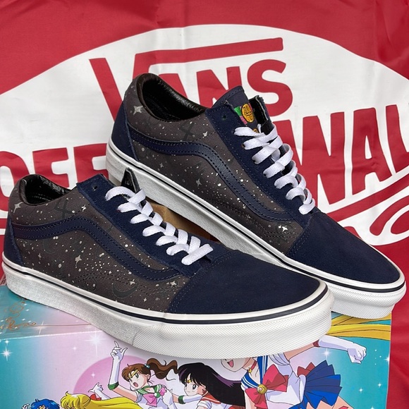 Vans Old Skool
Pretty Guardians Sailor Moon 
VNOA7Q2JJDU
Men’s sneakers - Picture 9 of 16